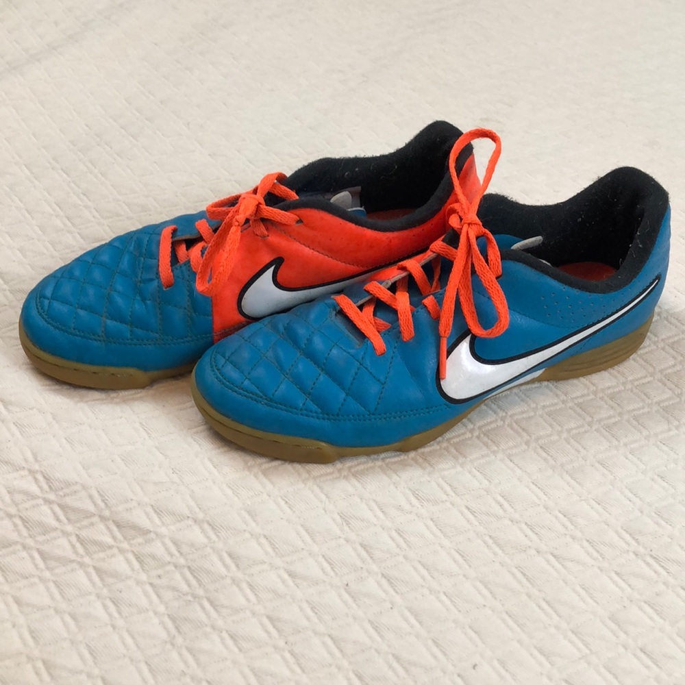 Nike Tiempo Indoor Soccer shoes